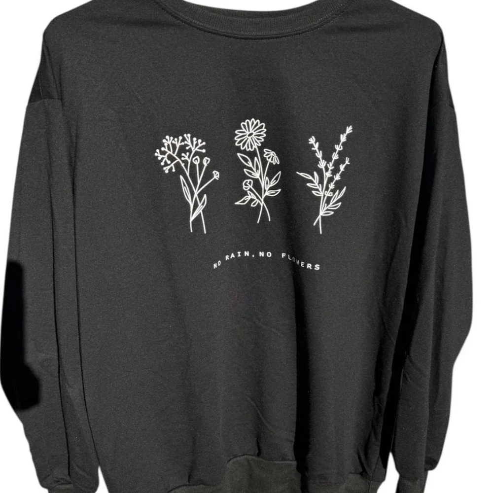 Black Graphic crewneck‎ 